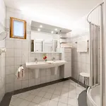Alexanderhof Hotel 4*