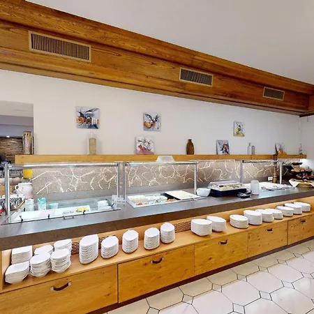 Alexanderhof Szálloda 4*