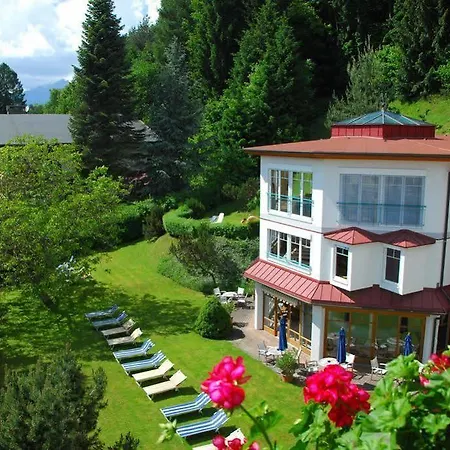 Alexanderhof 4*